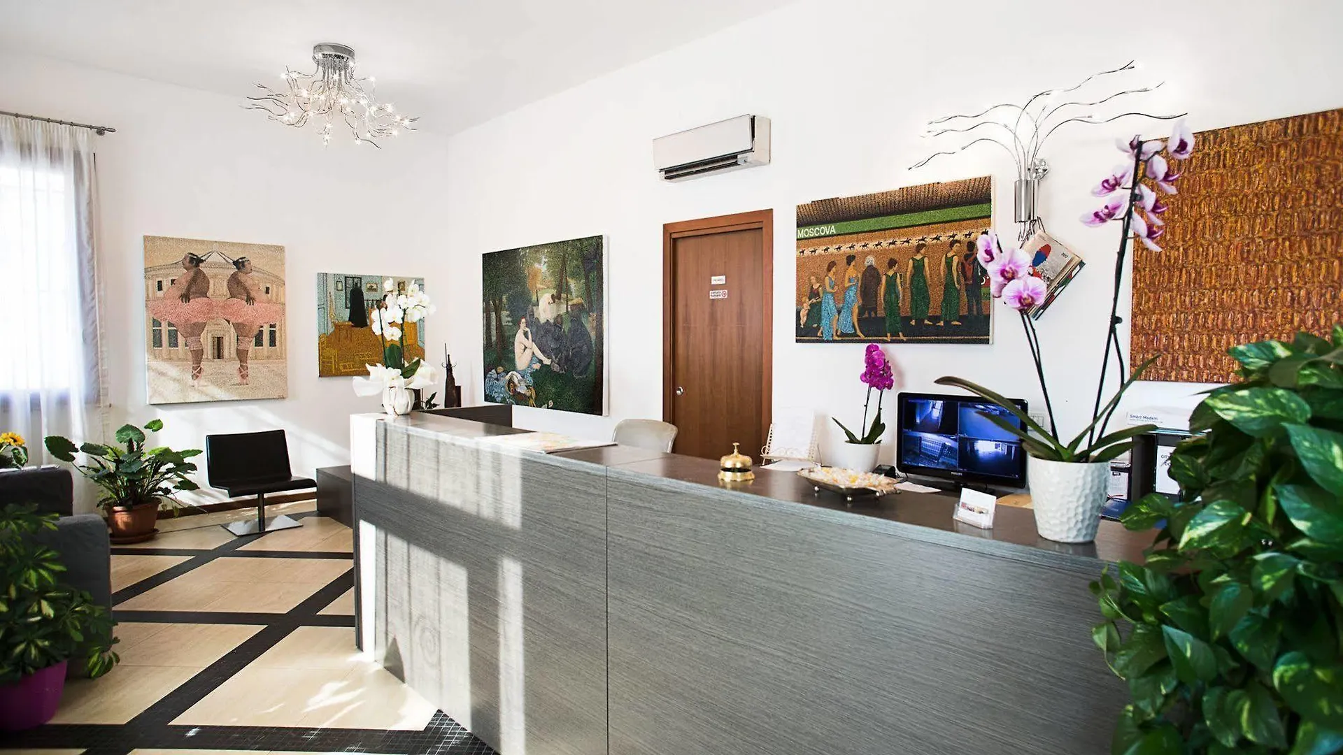 Verona Class Aparthotel 