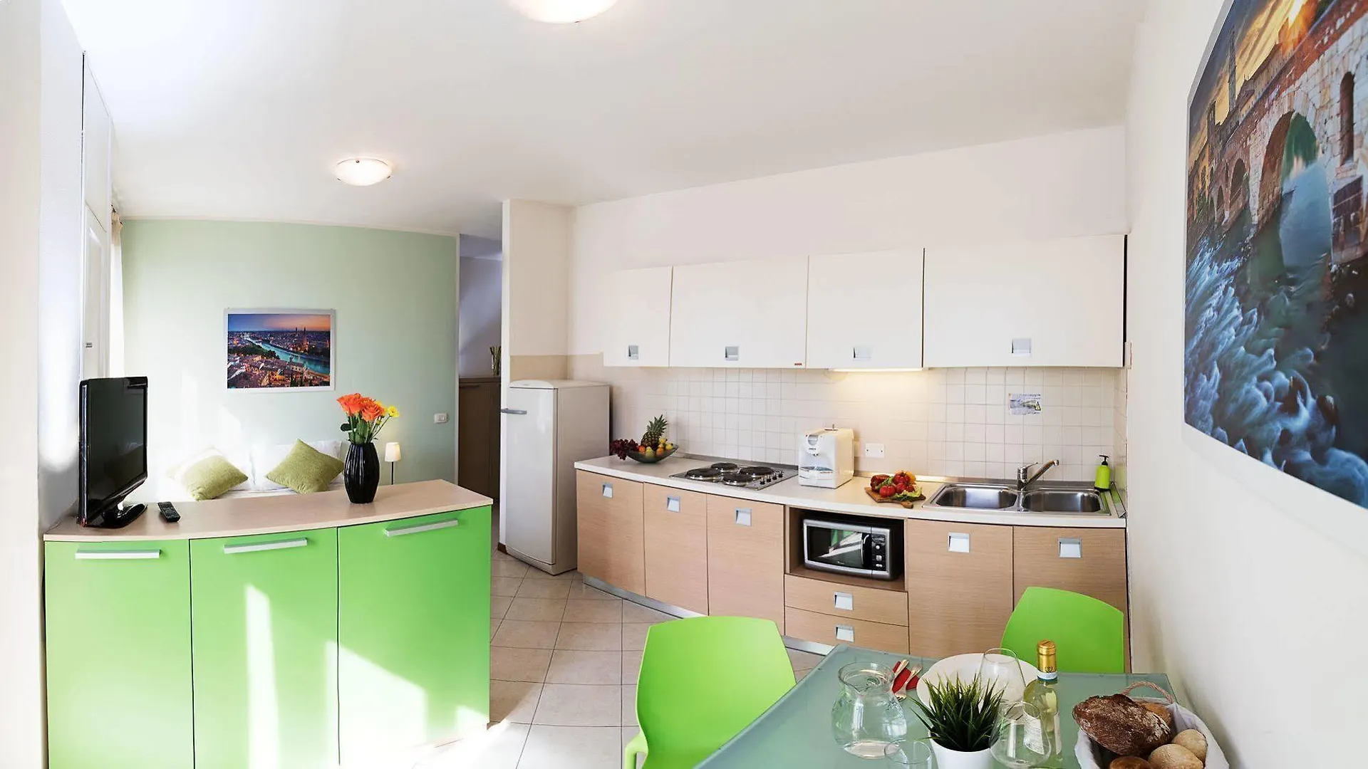 **  Verona Class ApartHotel Residenze del Cuore Italia