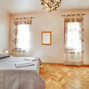 Delle Acque Nocleg ze śniadaniem