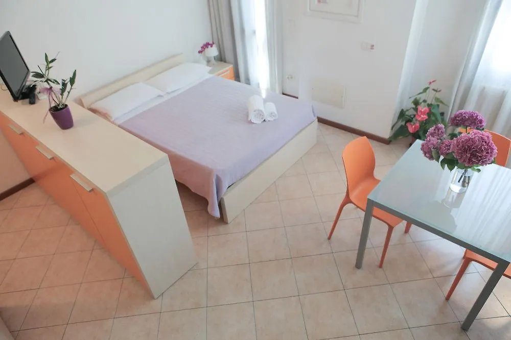 Verona Class Aparthotel 