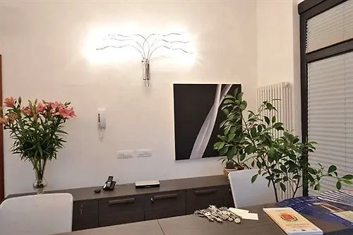 Verona Class Aparthotel 