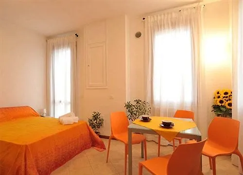 Verona Class Aparthotel 