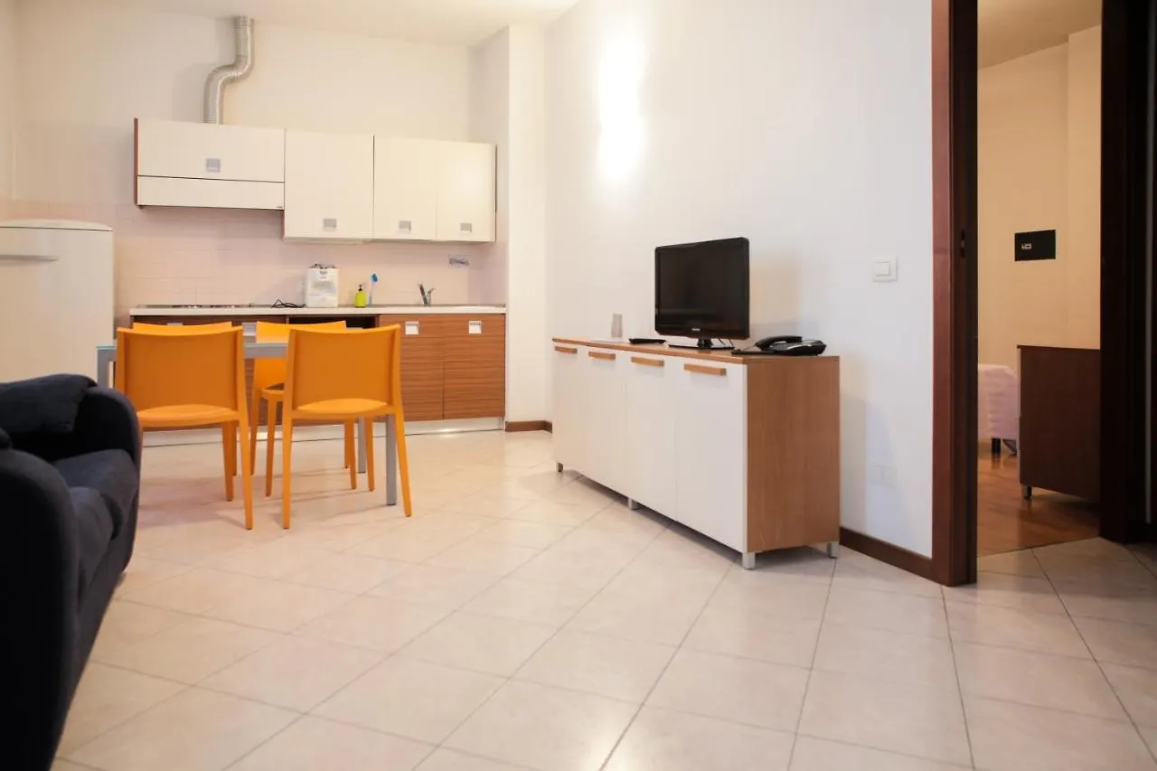 Verona Class Aparthotel 